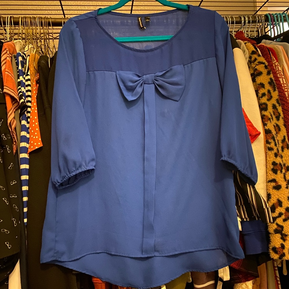 Woman’s blouse